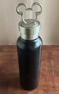 Botella de agua de acero inoxidable Mickey Mouse de los parques de Disney con clip para orejas de Mickey 19 oz - Imagen 1 de 8