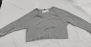 Wild Fable T shirt Womens L Large gray grey Crop Long Sleeve V-Neck Top - Picture 1 of 6