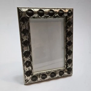 Photo Picture Frame Antiqued Silver Wooden Easel Back Fits A 3.5 X 5 Photo - Picture 1 of 7