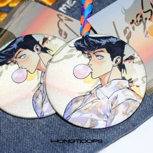 JoJo's Bizarre Adventure Higashikata Josuke 75 mm Insignia Manga Coleccionables Regalo  - Imagen 1 de 14