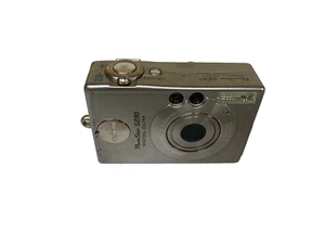 CANON POWER SHOT S230 MODEL DIGITAL CAMERA 3.2 MEGAL PIXEL EARLY CAMERA - Picture 1 of 3