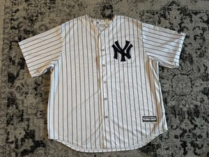 Majestic New York Yankees Jersey Mens Size 2XL Pinstripe Navy Blue MLB - Picture 1 of 13
