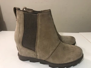 Sorel Joan of Arctic II Chelsea Taupe Nubuck Cuero Cuña Mujer 7.5 NL3022-224 - Imagen 1 de 9