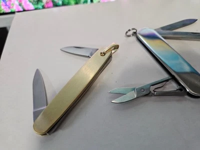 Conjunto de 3 facas e 1 ouro 2 prata 1 com tesoura - Imagem 1 de 4