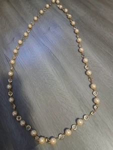 Costume Jewelry Pearl Necklace - Picture 1 of 2
