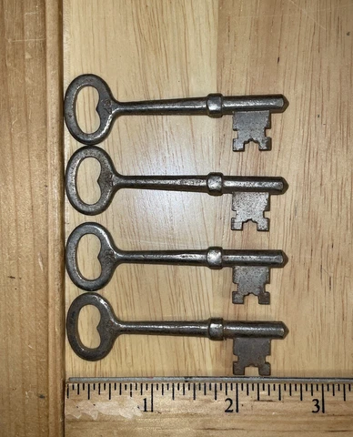 4 penn lock co Door Mortise Lock Antique Skeleton key # 28 Lot Cover