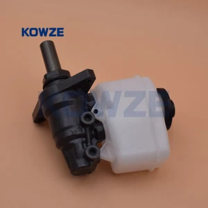 Brake Master Cylinder RHD for Toyota Hilux Surf Land Cruiser Prado 1GRFE 1KDFTV - Picture 1 of 5