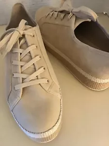 Vince women beige suede platform espadrilles Windell shoes US 9.5 Euro 40.5 - Picture 1 of 10