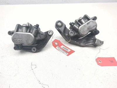 Pinza de freno delantera izquierda y derecha 91-02 Honda St 1100 ST1100 45100-MT3-006 Foto 1 de 4