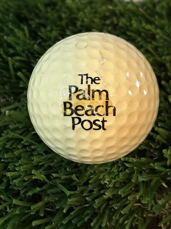 Bola de golfe com logotipo The Palm Beach Post - Jornal Palm Beach Flórida - Imagem 1 de 1