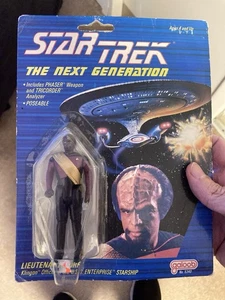 Star Trek: The Next Generation Lt. Commander Worf - Bild 1 von 2