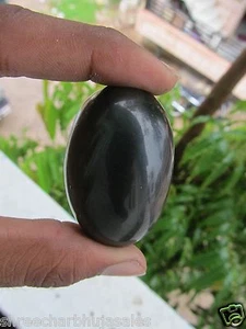 RARE BLACK SHIVA SHALIGRAM LINGAM LINGHAM STONE NARMADA RIVER INDIA PALM SIZE - Picture 1 of 1
