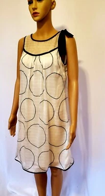 Phoebe Couture Sin Mangas Blanco Lunares Seda Cambio Negro Borde Talla 6  Foto 1 de 4