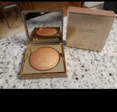 Stila Heaven's Hue Highlighter BRONZE (radiant, sun-kissed glow) BNIB AUTHENTIC - Image 1 of 4