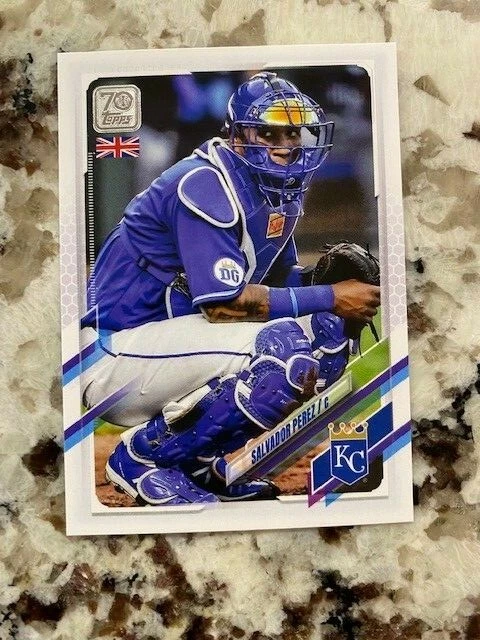 2021 TOPPS UK EDITION CARD KANSAS CITY ROYALS SALVADOR PEREZ #219 - Image 1 of 1