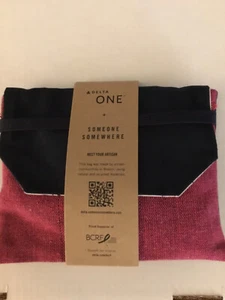 NWOT Delta airlines amenity kit - Delta one / Someone Somewhere - Picture 1 of 3