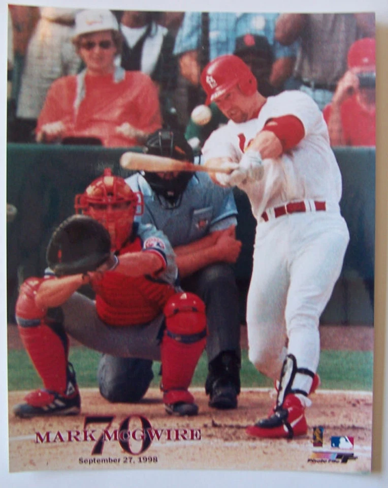 FOTO MARK MCGWIRE ST LOUIS CARDINALS 70th HR 8X10 *CON LICENCIA* Foto 1 de 1
