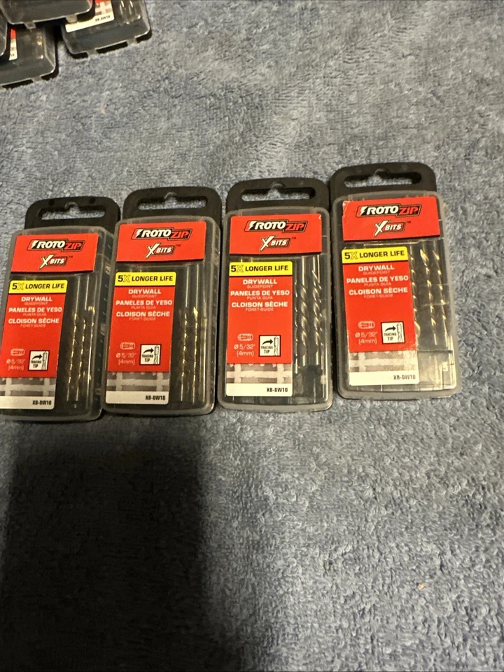 Broca para paneles de yeso punto guía RotoZip X Bit 5/23" XB-DW10, cuatro paquetes de 10, 40 en total Foto 1 de 1