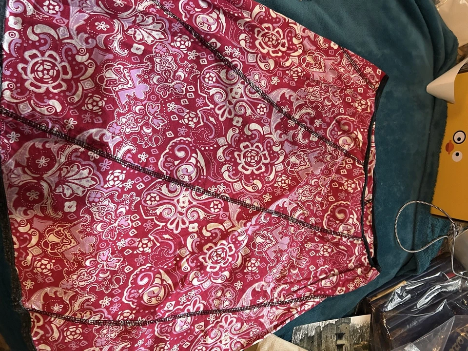 Falda grande forrada Angie Red Bandana A para mujer Foto 1 de 4