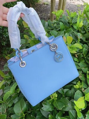 Bolso Michael Kors SM Cynthia nuevo con etiquetas en cielo claro ¡Venta final! Foto 1 de 4