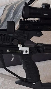 EK Cobra Adder R9 Sicherungsschieber Actionshooting + 1 Sehnenwachsstift  - Bild 1 von 1