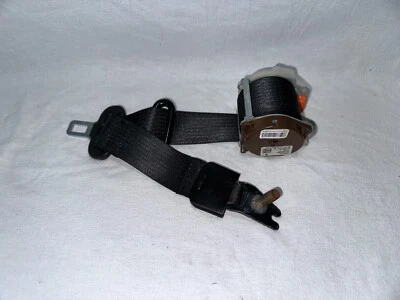 Cinturón de seguridad trasero derecho Chevrolet Malibu 2016-2019 con conjunto de retractor OEM Foto 1 de 4