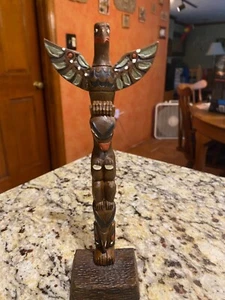 BOMA Souvenir Totem Pole * Hand Painted * 8" - Picture 1 of 5