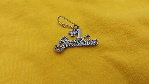 LOVE YOUR GRAND KIDS, CHILDREN 2 GRANDMA #1 PEWTER ZIPPER PULLS or CHARMS NEW - Picture 1 of 1