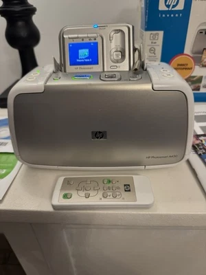 HP PhotoSmart A433 Portable Photo Studio 5.0MP Digital Camera - Silver/ see desc - Image 1 of 4