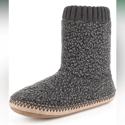 NUEVO CON ETIQUETAS Para hombres Talla 10-11 Gris Difuso Acogedor Calcetín Zapatillas Zapatos de Casa Foto 1 de 4