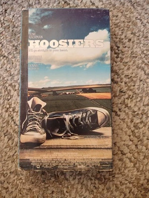 HOOSIERS VHS TAPE MOVIE LIVE HOME VIDEO DOUBLE WATERMARK SEAL INCLUDES INSERT - Image 1 of 3