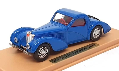 Solido 1/43 Scale Diecast No. 88 - 1939 Bugatti Atalante - Blue - Image 1 of 4