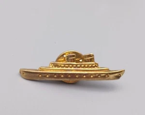 Pin de solapa vintage dorado para crucero - Imagen 1 de 4