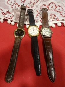 montres beaux bracelets pour récup  bijoutier ou bricoleur  ne sais pas si fonct - Picture 1 of 24