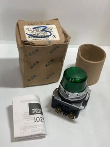 EATON 10250T197LGP2A INDICATING LIGHT LED GREEN FULL VOLTAGE 120V SERIES A1 NIB - Picture 1 of 3