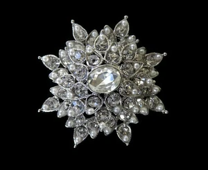 Vintage Inspired Rhinestone Crystal Flower Pearl Brooch Wedding Party  - Picture 1 of 4