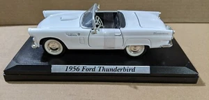 Die-cast 1956 Thunderbird - Bild 1 von 6