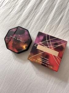 FENTY BEAUTY HOT CHEEKS VELOUR BLUSHLIGHTER 4.5g Fresh Peach 🍑 Brand New In Box - Picture 1 of 4
