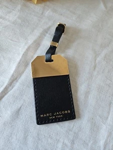 Marc Jacobs schwarz Leder goldfarben Taschenanhänger Gepäck Geldbörse Accessoire Schlüsselhalter - Bild 1 von 7