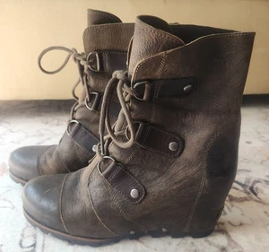 Sorel Women's Sz. 9 Joan Of Arctic Brown Leather Lace Up Wedge Boots - Picture 1 of 8