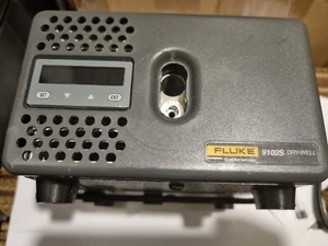 Fluke Calibration 9102S Handheld Dry-Well. Used! - Picture 1 of 4