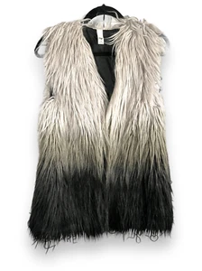 Tokyo Darling Faux Fur Vest - Picture 1 of 6