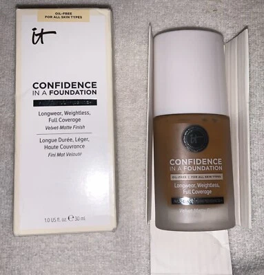 It CosmeticsFull Coverage Matte Confidence In Foundation🤎NEW🤎WARM BRONZE￼ - Image 1 of 4