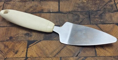 Vintage PYREX Spatula Cake Pie Server Stainless Steel Comfort Grip Handle  - Image 1 of 4