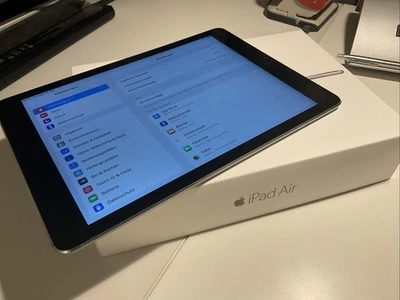 Apple iPad Air 2 64GB, WLAN, A1566, (9,7 Zoll) - Silber -  OVP - TOP - Bild 1 von 4