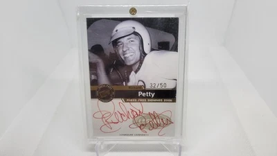 2006 Press Pass Richard Petty Red Ink Autograph GOLD card 32/50 - Image 1 of 2