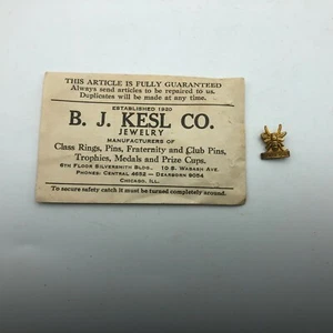 Oklahoma Sooner Anstecknadel Käfer Insekt Fliege Club Bruderschaft Kesl HILFE 1942 Vintage - Bild 1 von 12