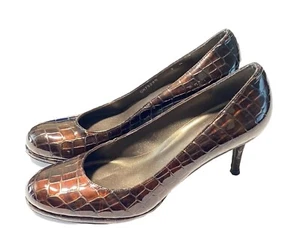 NWOB Stuart Weitzman Croc Embossed Patent Women Pumps Heels Shoes Size 9M Spain - Picture 1 of 23