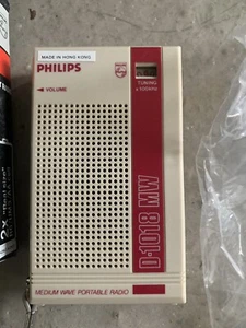 Vintage Philips MW Pocket Radio in Box MW D-1018 Mw Working NEW old Stock - Picture 1 of 4