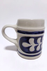 Colonial Williamsburg Coffee Tea Mug Blue Oak Leaf Pattern Salt Glaze Stoneware - Picture 1 of 10